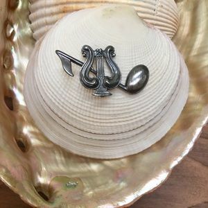 Sterling Harp/Musical Note Brooch